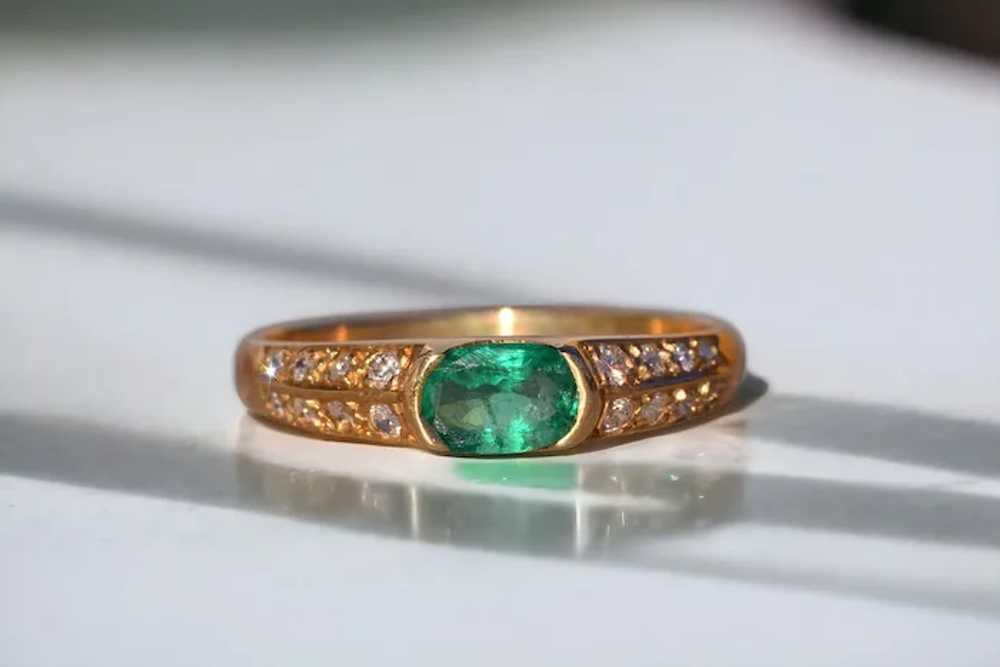 Natural Emerald and Diamond Ring in Yellow Gold - image 10