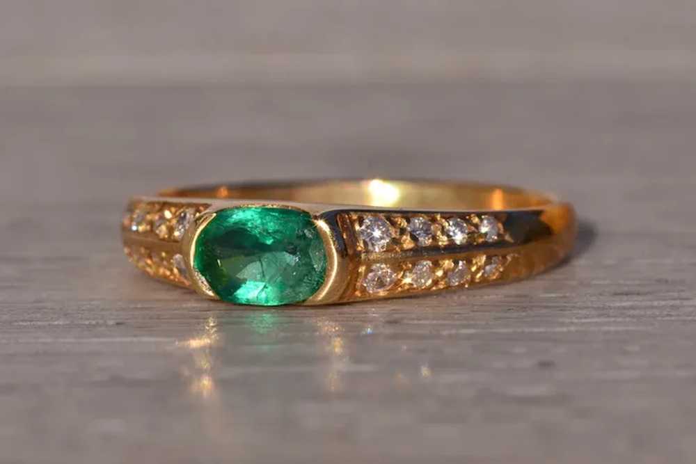 Natural Emerald and Diamond Ring in Yellow Gold - image 2