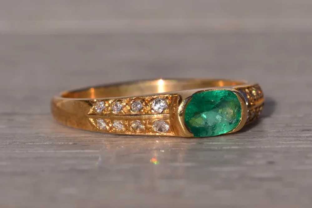 Natural Emerald and Diamond Ring in Yellow Gold - image 5