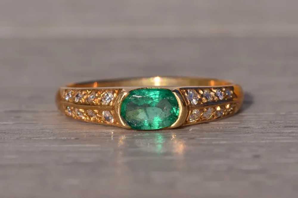 Natural Emerald and Diamond Ring in Yellow Gold - image 6