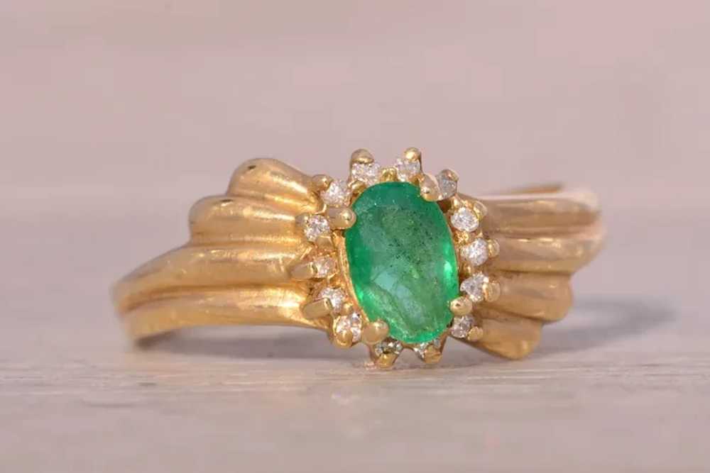 Vintage Natural Emerald Ring in Yellow Gold with … - image 6