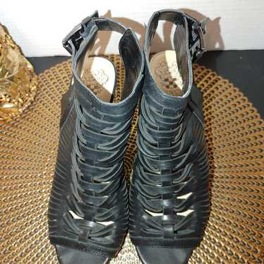 Vince Camuto size 9M - image 1