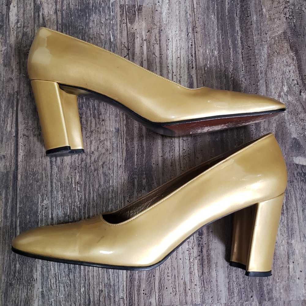 Stuart Weitzman Womens Patent Leather Shoes Gold … - image 5