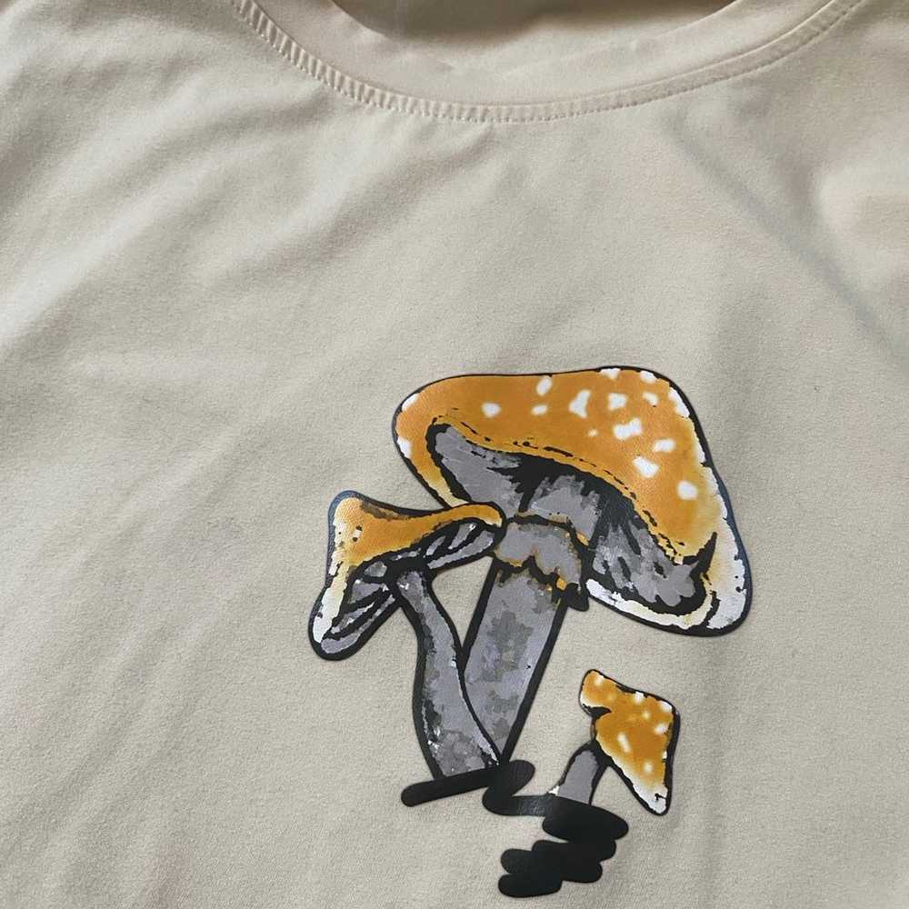 Worldwide mushroom t shirt - image 2