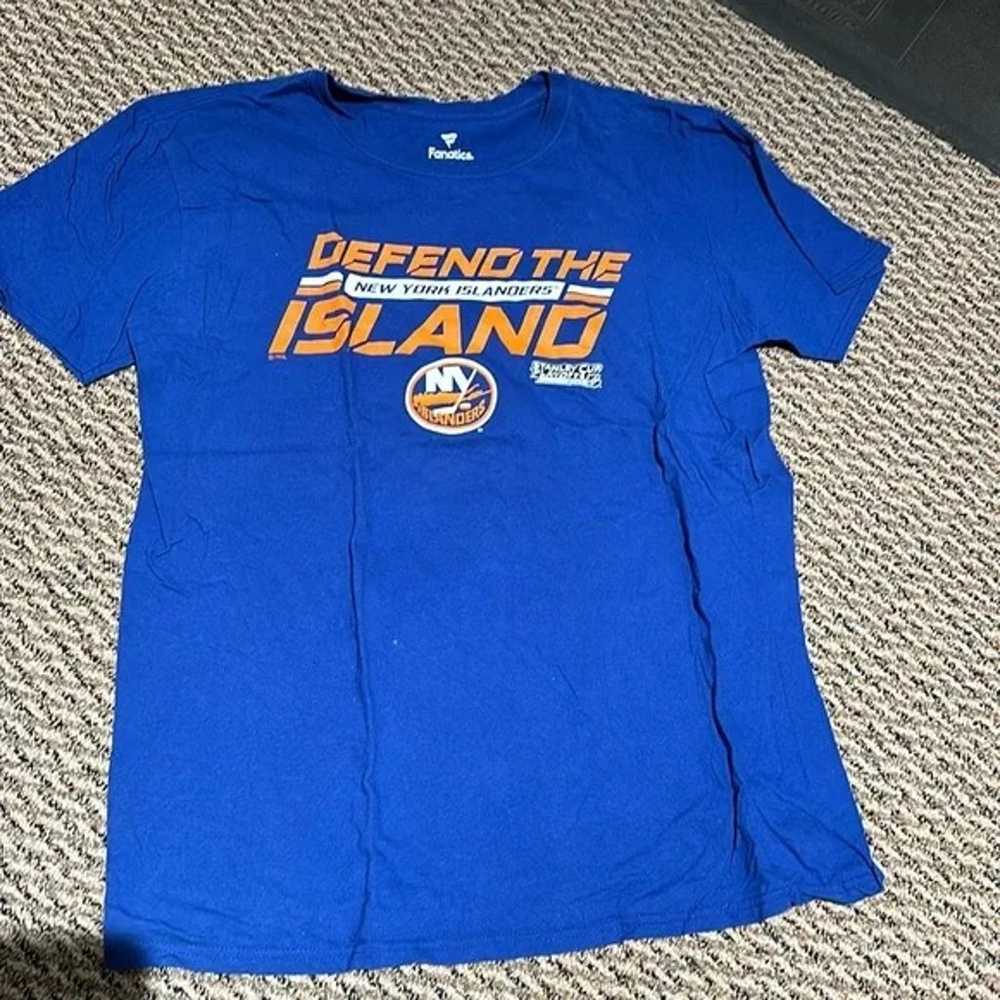 New Islanders defend the island tee shirt - image 1