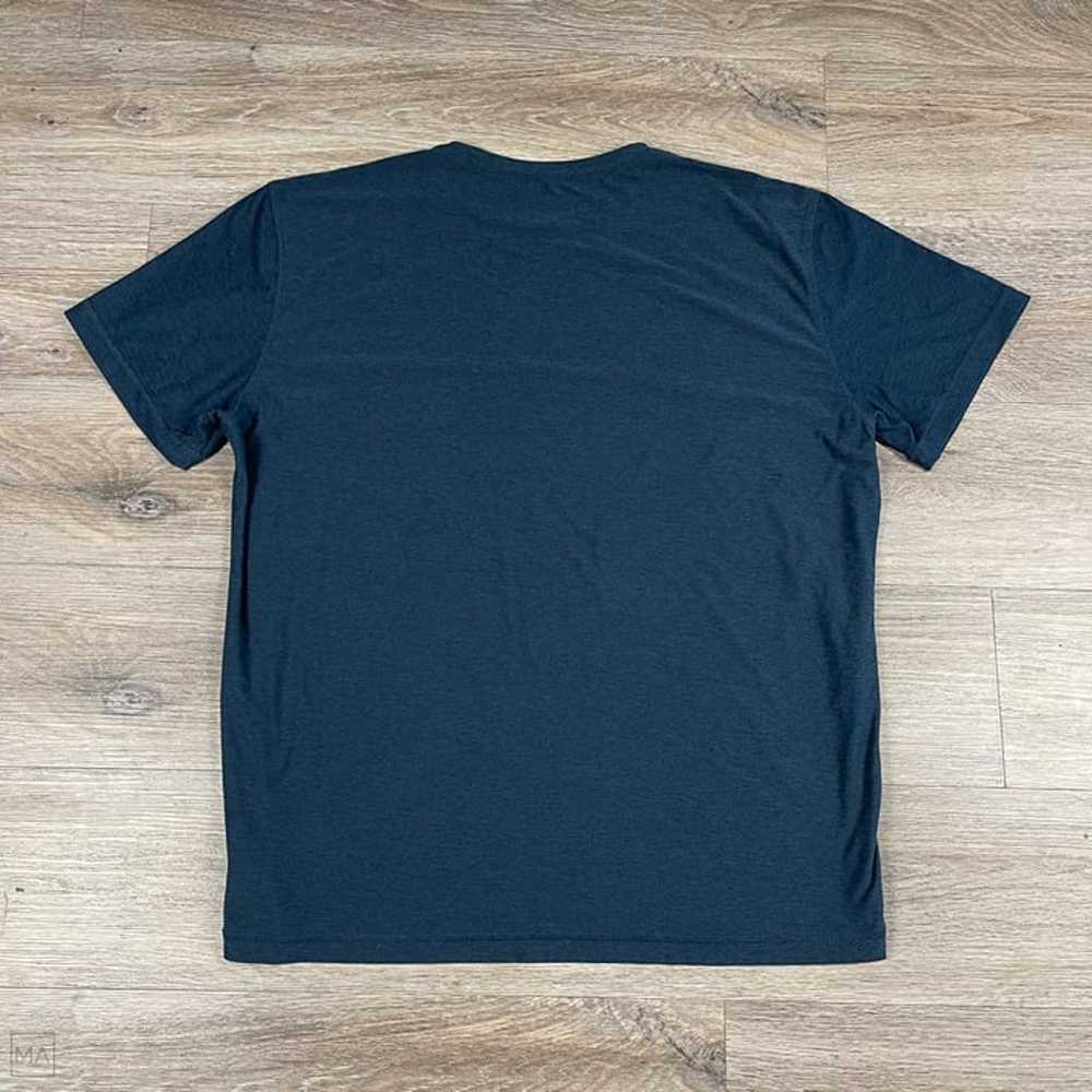 Vuori Men's Strato Tech Tee Shirt Short Sleeve Si… - image 8