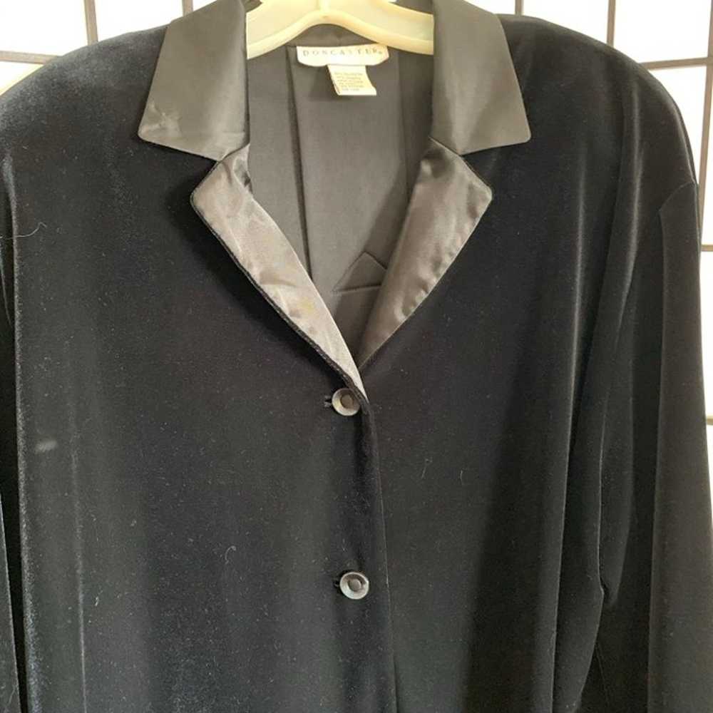 EUC Doncaster Black Velour Jacket Size 18 - image 2