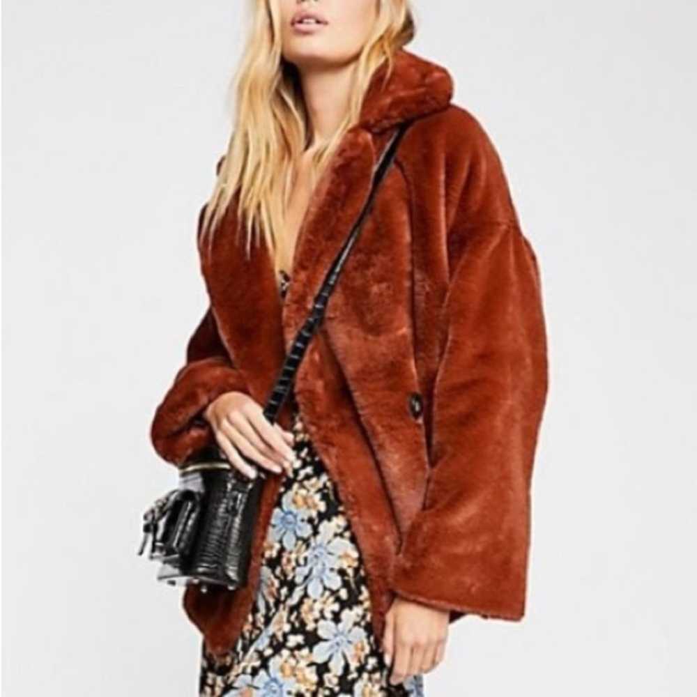 FREE PEOPLE Kate Faux-Fur Double-Breasted Coat Te… - image 5