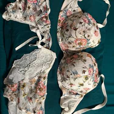 Victoria’s Secret lace bra and panties set
