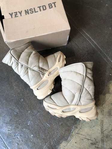 Adidas Yeezy NSLTD Boot Size 9