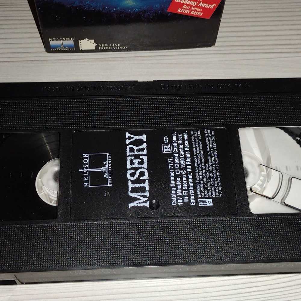 1990 Misery VHS Movie - image 7