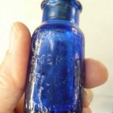 Antique Vintage Cobalt Blue Bottle
