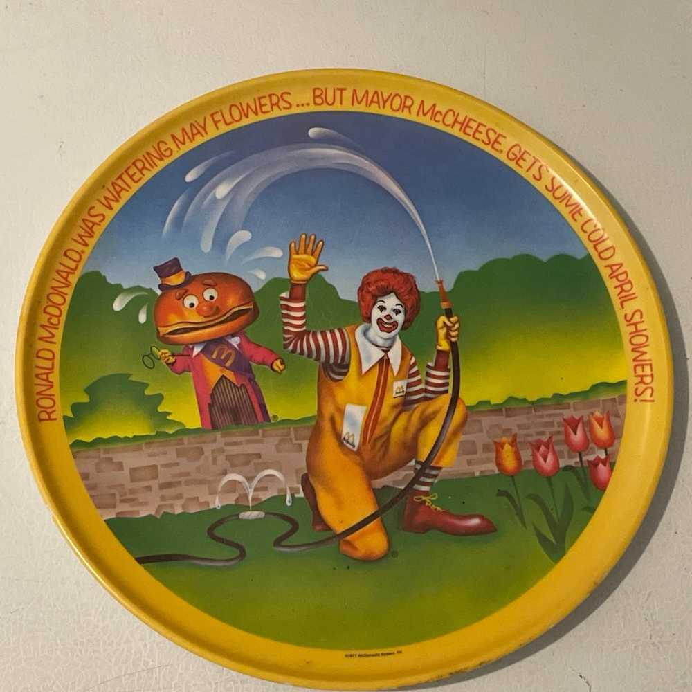 Vintage McDonalds Ronald Four Seasons 1977 Plasti… - image 1