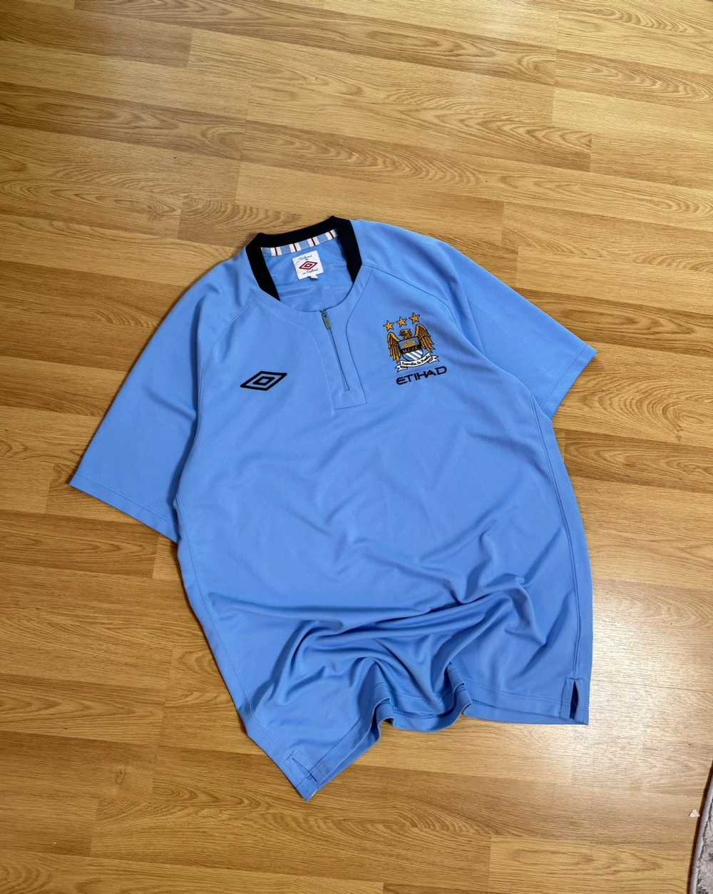 Rare × Soccer Jersey × Vintage MANCHESTER CITY UM… - image 2