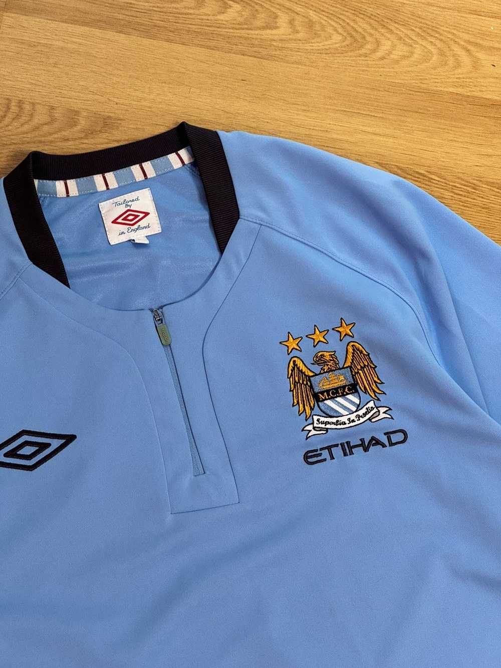 Rare × Soccer Jersey × Vintage MANCHESTER CITY UM… - image 5