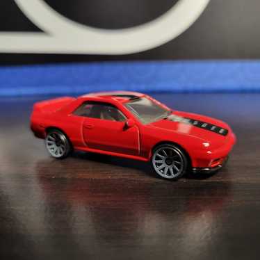 Hot Wheels Nissan Skyline GT-R R32 Red 5 Pack Loo… - image 1