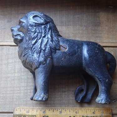 Antique Cast Iron Lion Bank