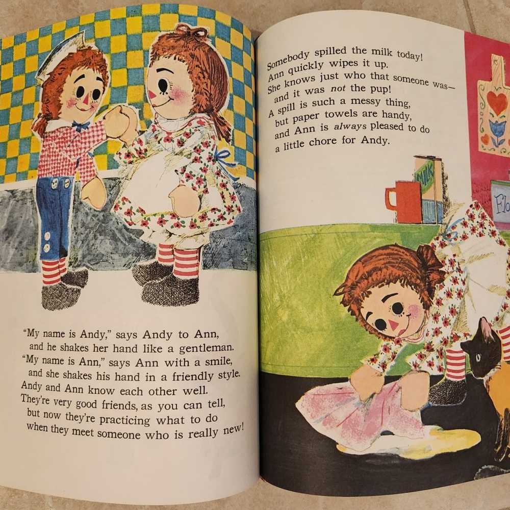 Vintage Raggedy Anne and Andy Book - image 4