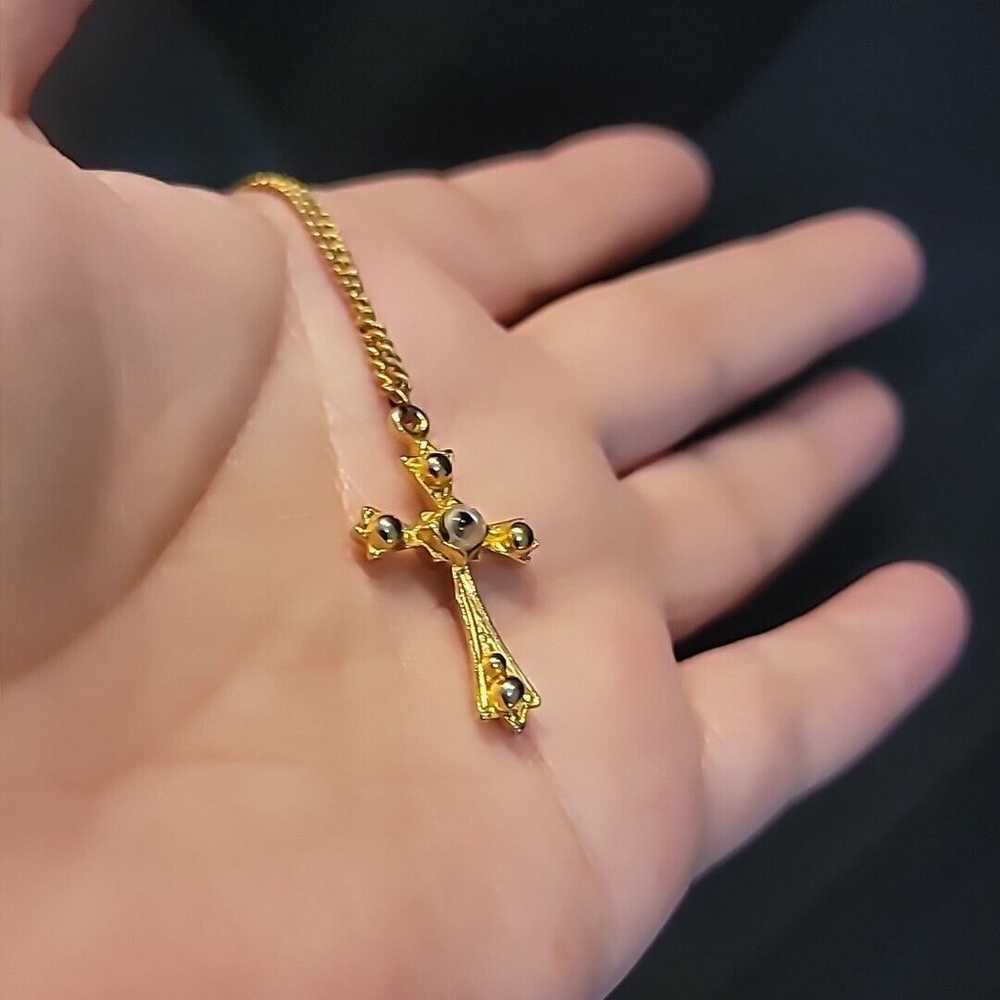 Vintage Gold Tone Necklace Cross Pendant Womens M… - image 7