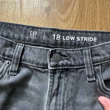 GAP mid rise wide leg denim jeans