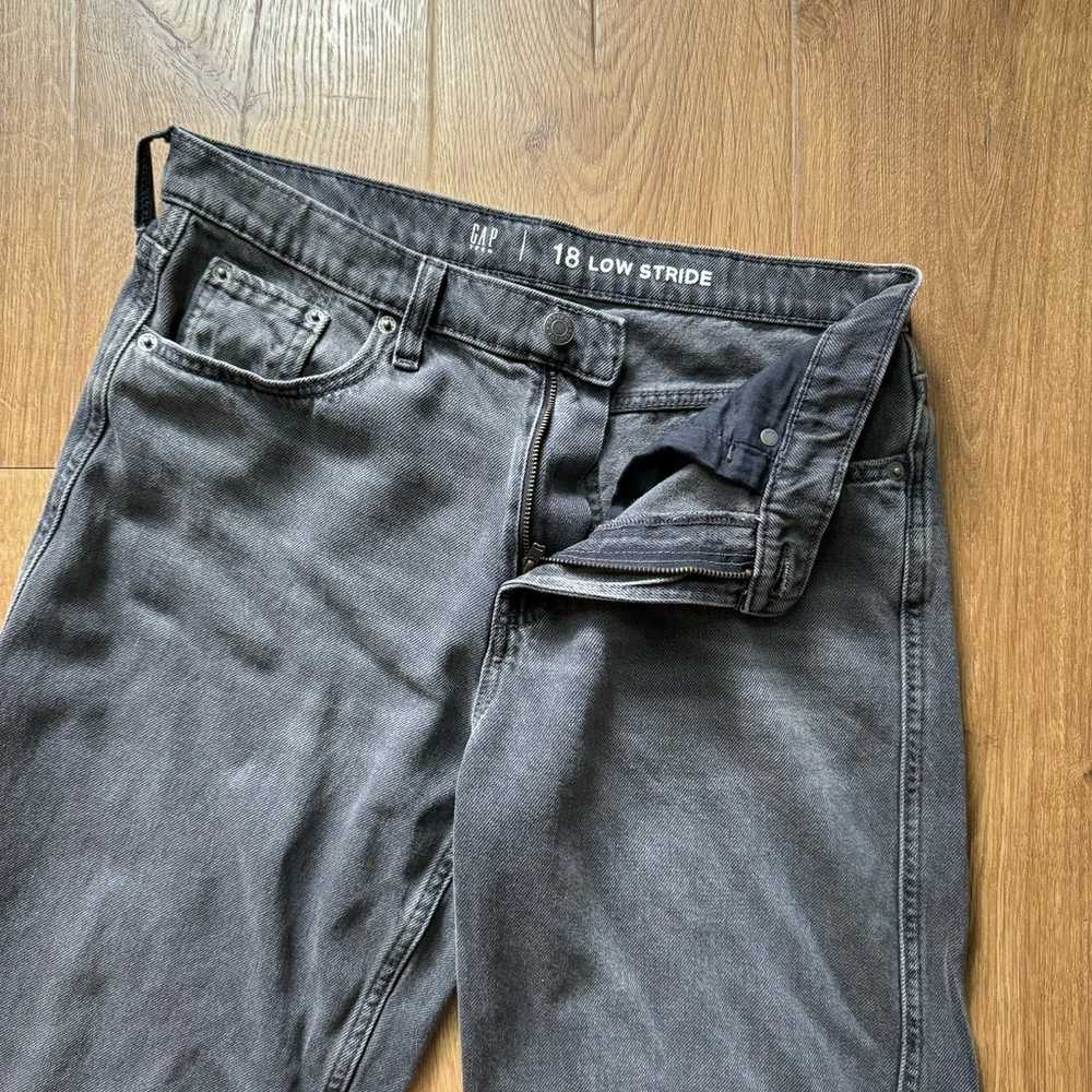 GAP mid rise wide leg denim jeans - image 2