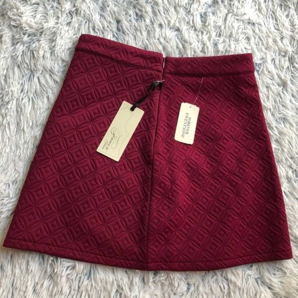 NWT Forever 21 quilted burgundy red a-line high r… - image 3