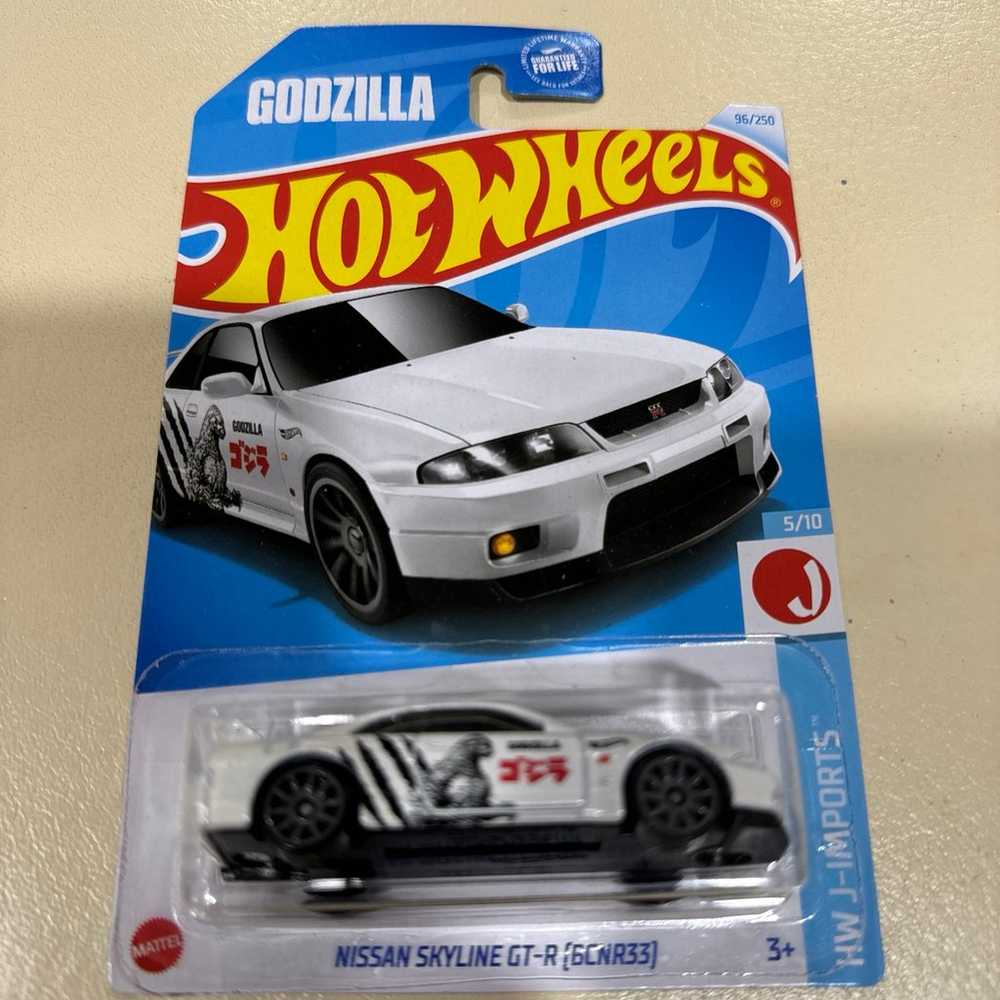 Hot Wheels Nissan Skyline GT-R (BNR34) GODZILLA ! - image 1