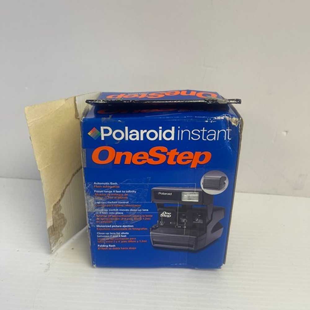 Polaroid OneStep 600 Instant Film Camera w box an… - image 1