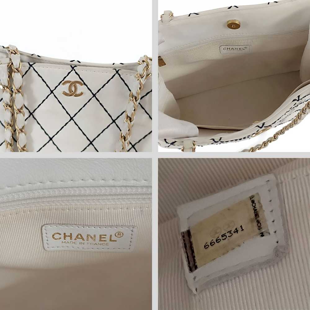 Chanel Chanel quilted Shopper shoulder bag in whi… - image 6