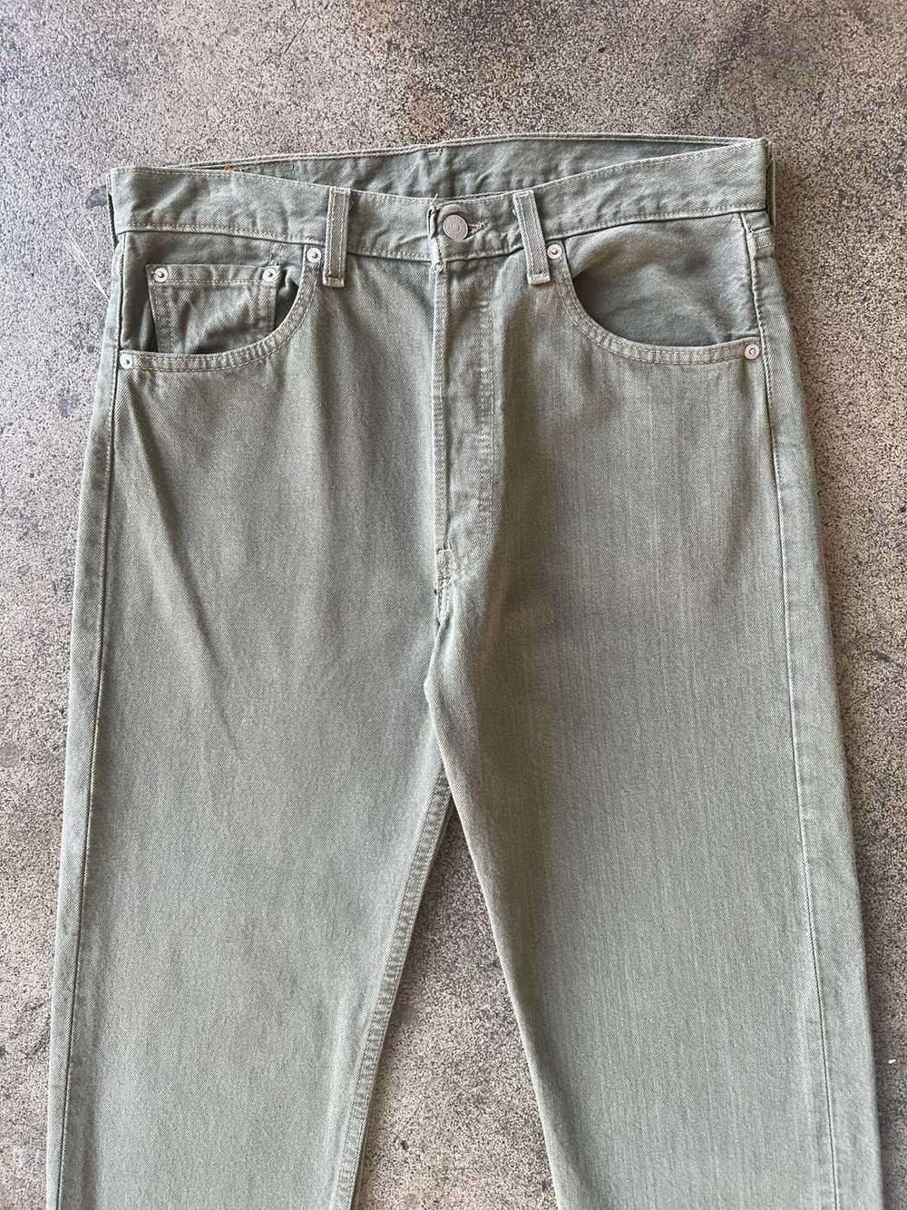 1990s Levi's 501 Faded Green Jeans 33" x 30" - image 2
