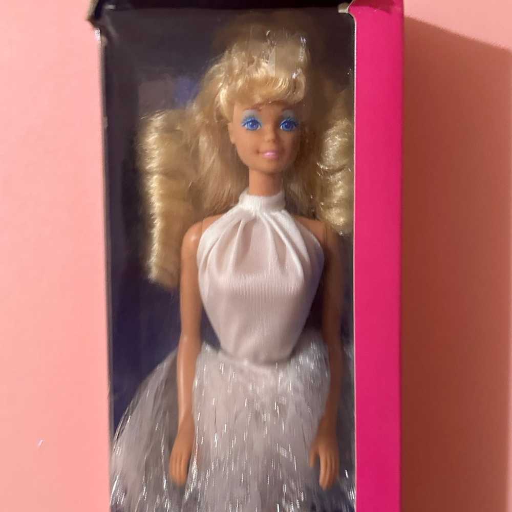 1989 Vintage Special Expressions Barbie Doll Matt… - image 3