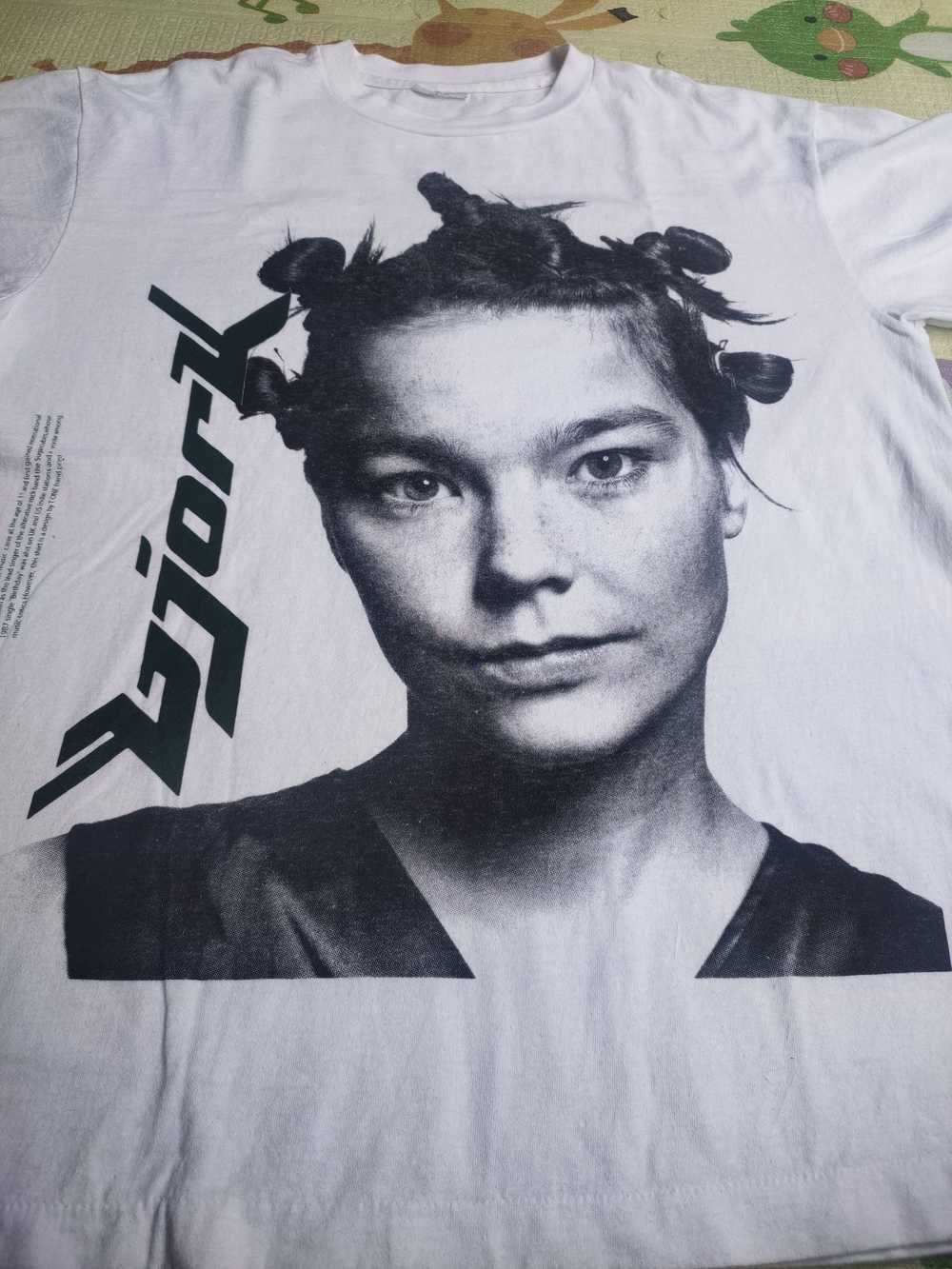 Band Tees × Very Rare × Vintage Bjork - Singer - … - image 3