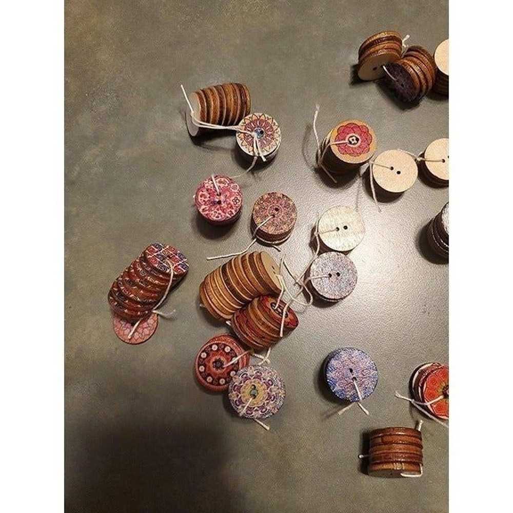 NEW 400 Pcs Mixed Wood Buttons Flower Vintage But… - image 5