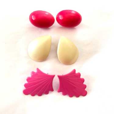 Earrings Bundle 3 Pairs 80's Barbie Pink Shell an… - image 1