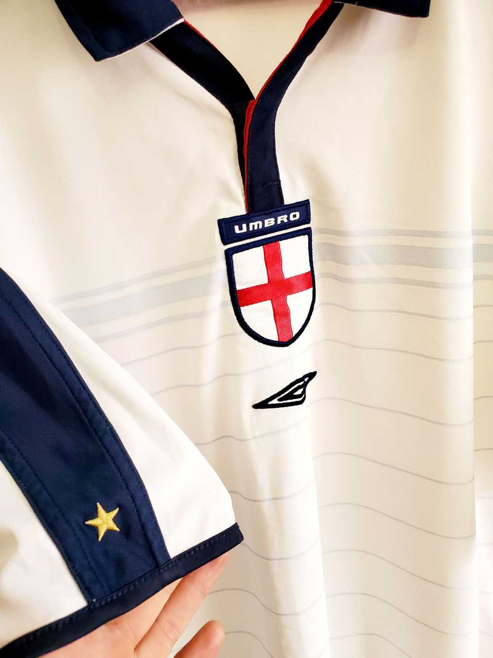 Soccer Jersey × Umbro × Vintage XEngland 2003/200… - image 2