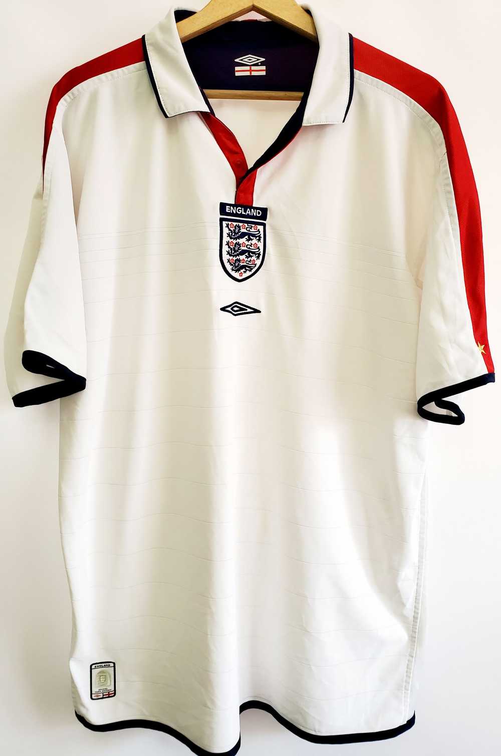 Soccer Jersey × Umbro × Vintage XEngland 2003/200… - image 6