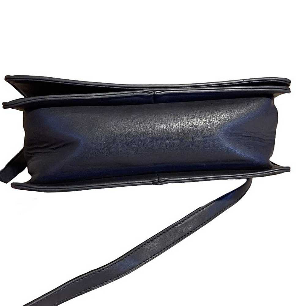 Badgley Mischka Vegan leather crossbody bag - image 6