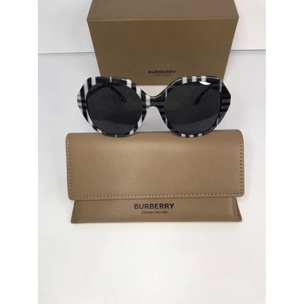 Burberry Oversized sunglasses - image 2