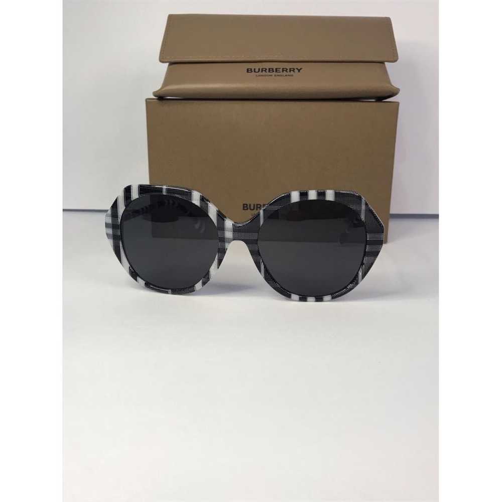 Burberry Oversized sunglasses - image 3