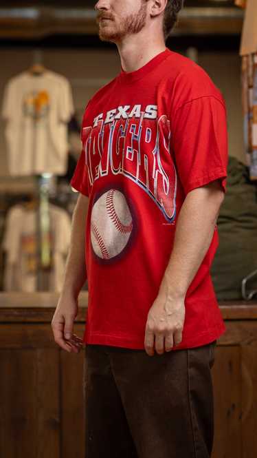 Large 1997 Texas Rangers Salem T-shirt