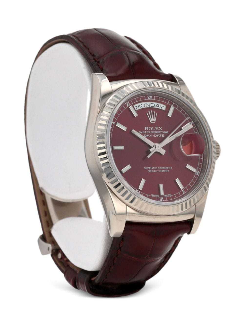 Rolex 2015 pre-owned Day-Date 36mm - Red - image 4