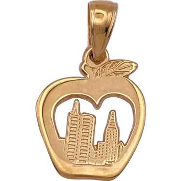 New York Big Apple Skyline Charm 14K Gold - image 1