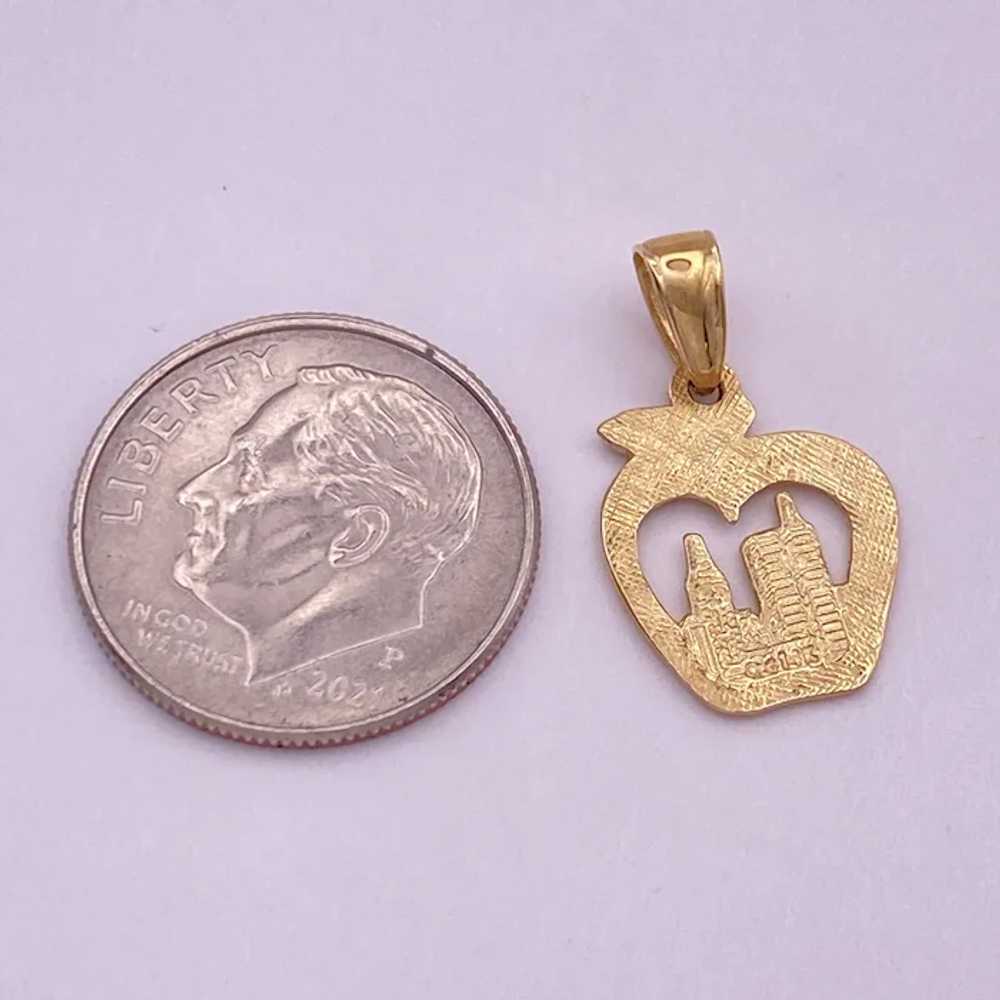 New York Big Apple Skyline Charm 14K Gold - image 2