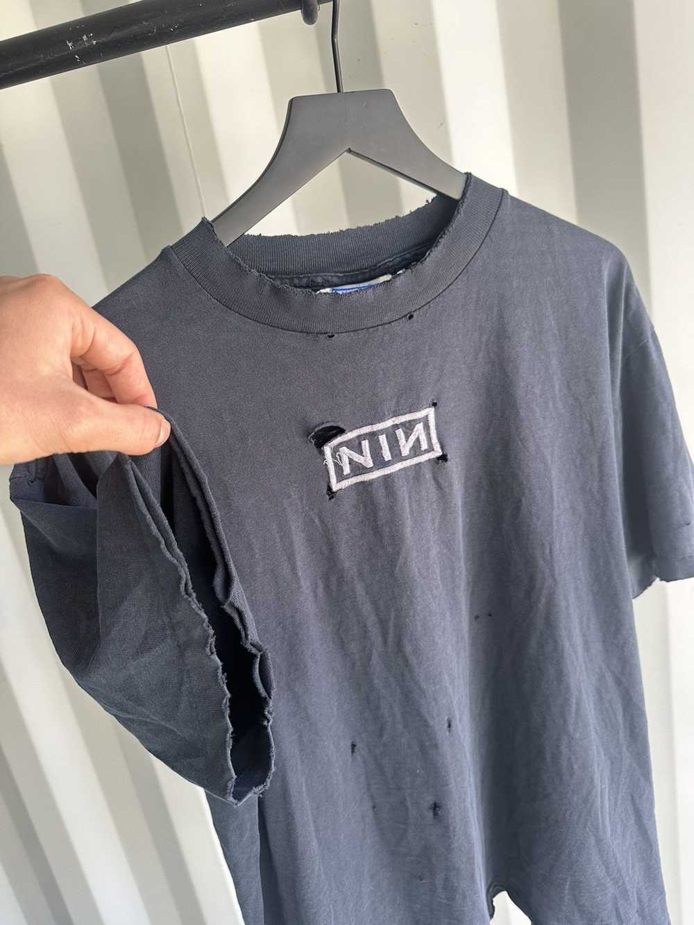 Band Tees × Vintage Vintage Nine Inch Nails Downw… - image 3