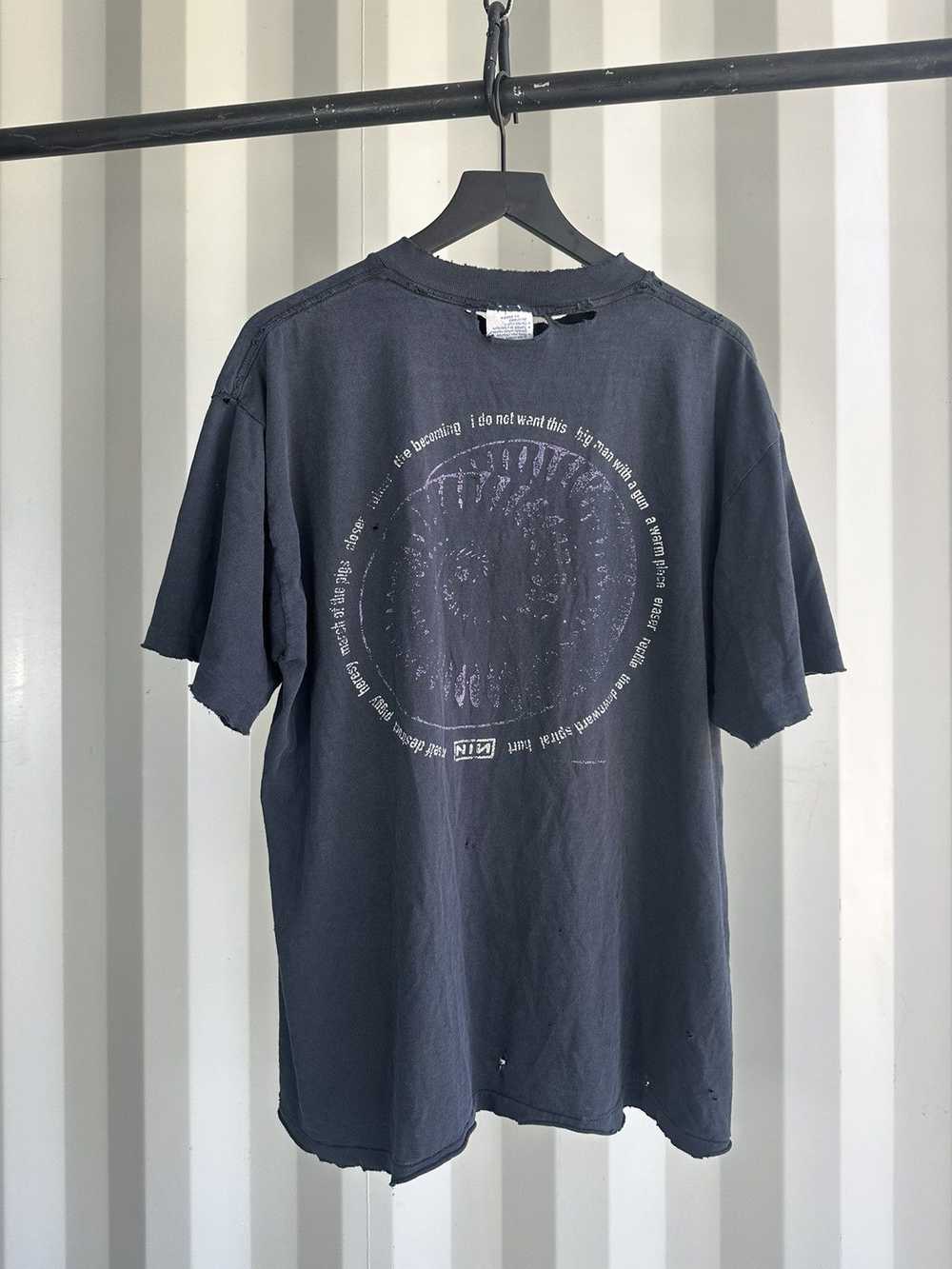 Band Tees × Vintage Vintage Nine Inch Nails Downw… - image 4