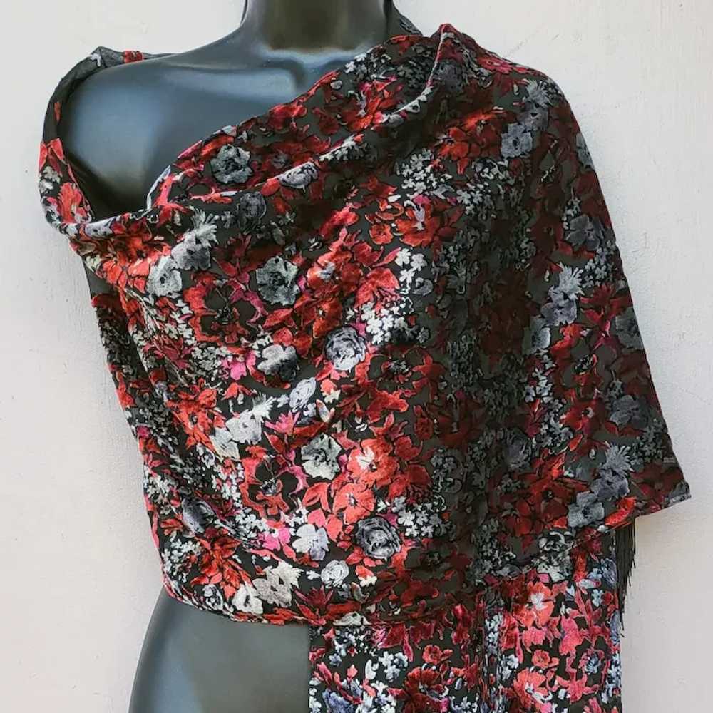 Beautiful Burnt Out Velvet Shawl or Scarf with Fr… - image 2