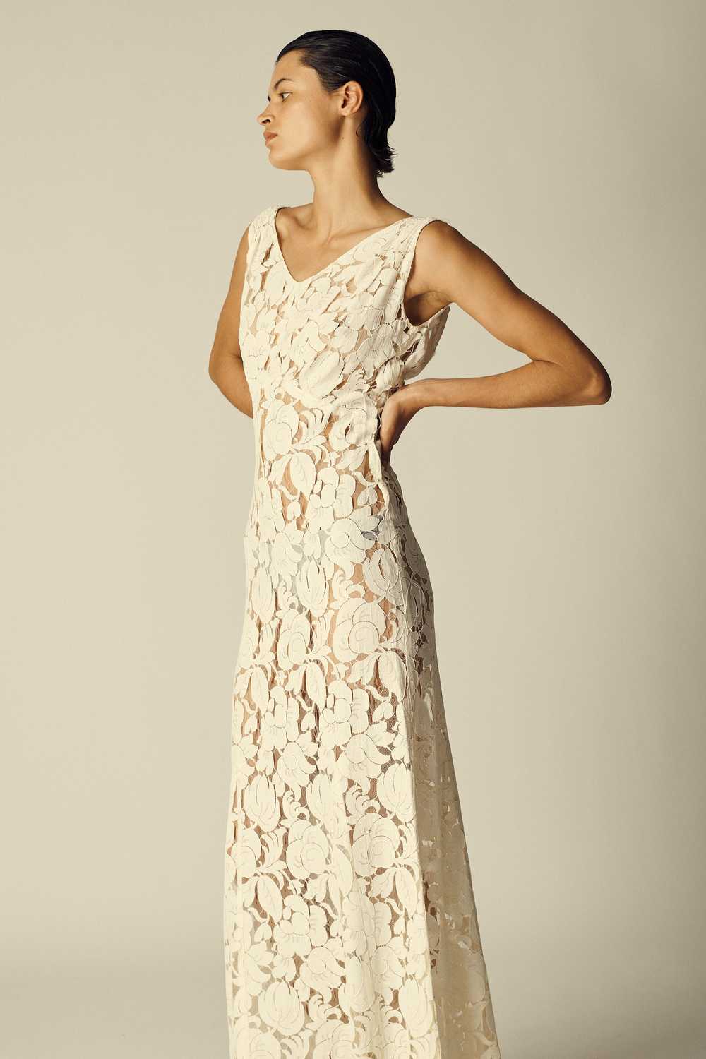 Antique Floral Lace Dress - image 2