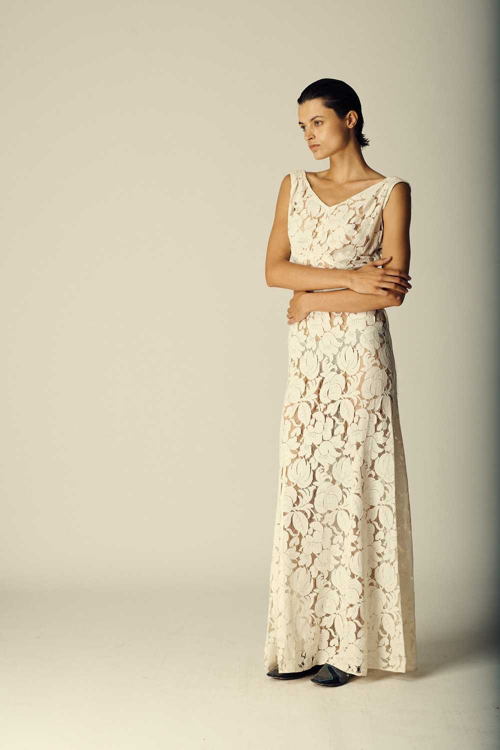 Antique Floral Lace Dress - image 4