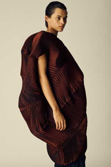 aw 2016 Issey Miyake Pleated Cocoon Tunic