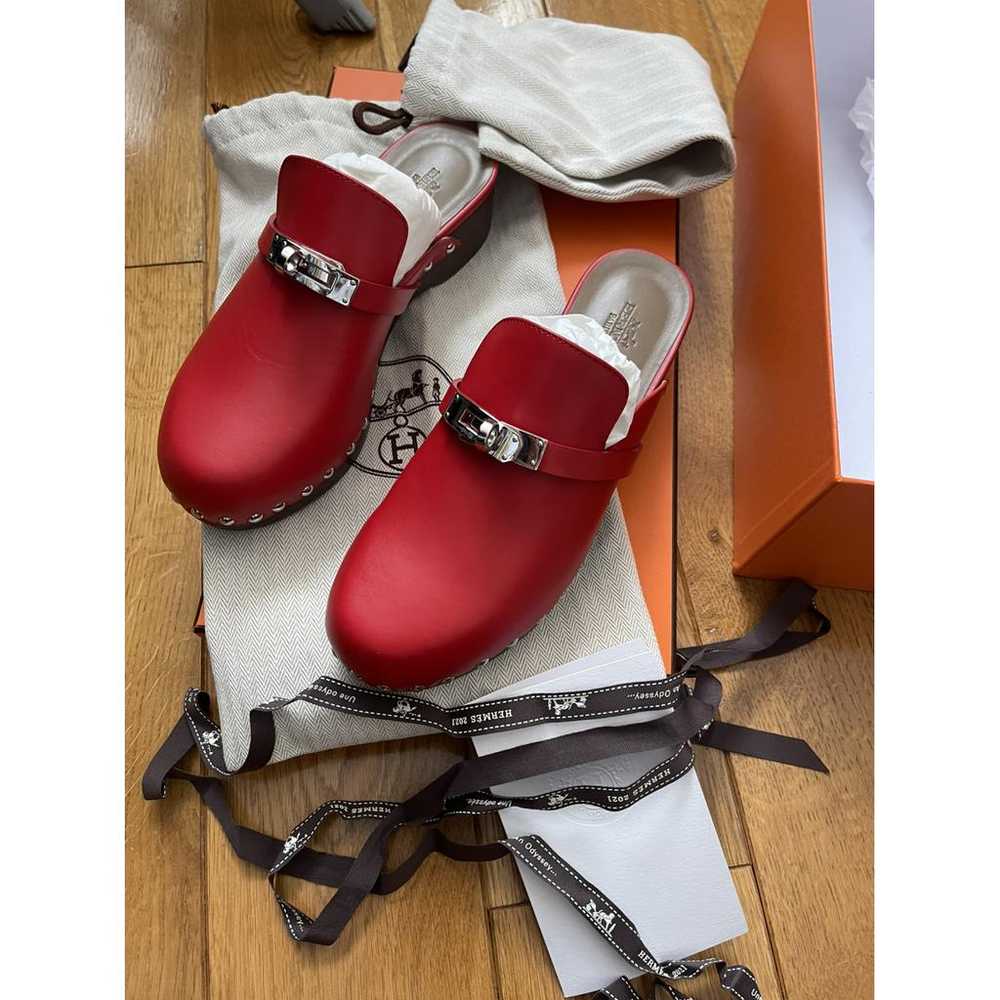 Hermès Carlotta leather mules & clogs - image 8